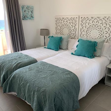 Apartamento En Playa Santo Tomas Es Migjorn Gran ภายนอก รูปภาพ