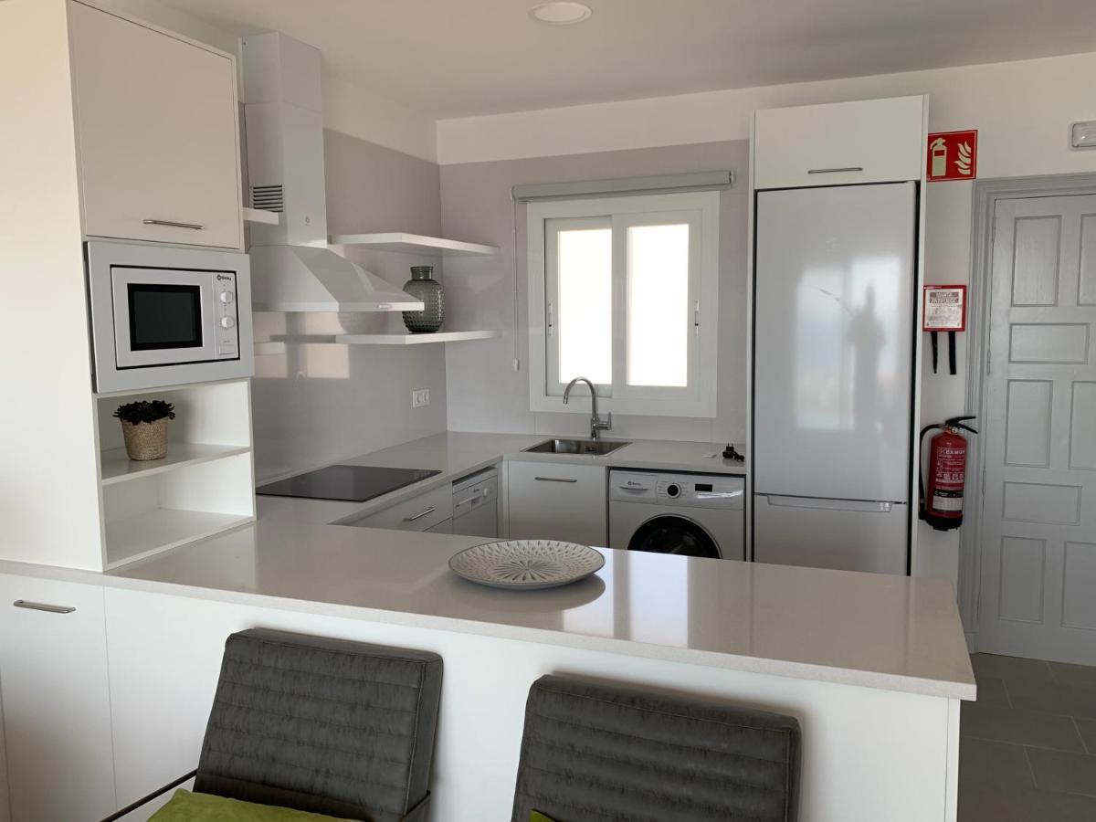 Apartamento En Playa Santo Tomas Es Migjorn Gran ภายนอก รูปภาพ