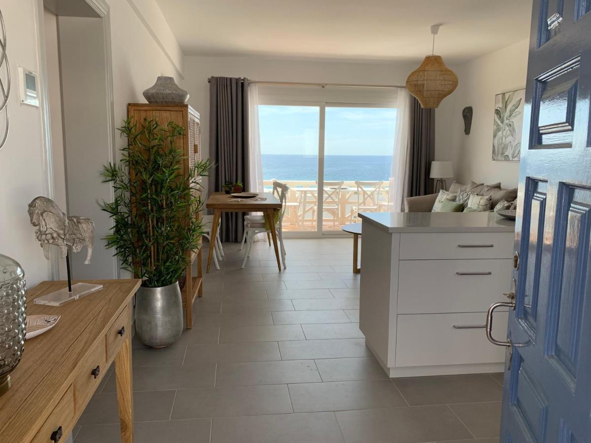 Apartamento En Playa Santo Tomas Es Migjorn Gran ภายนอก รูปภาพ