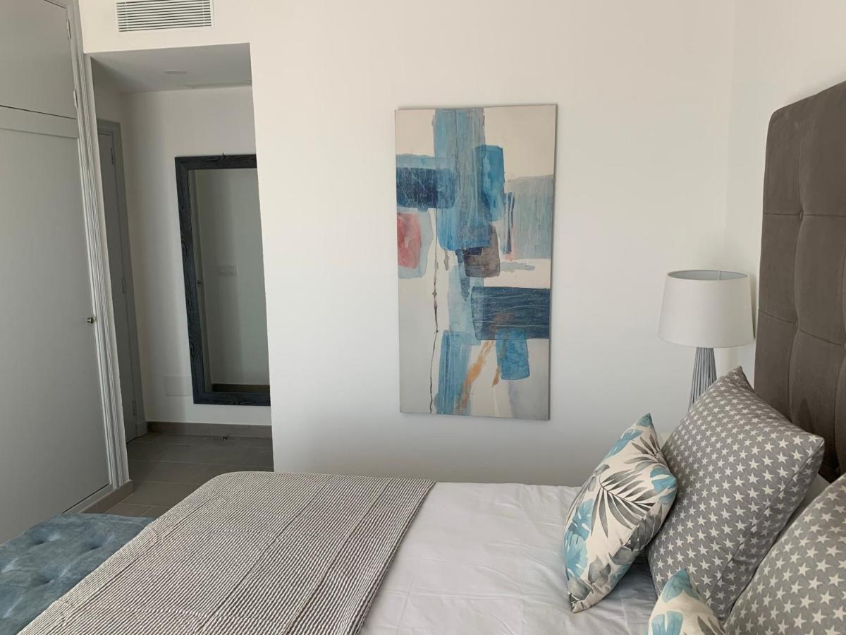 Apartamento En Playa Santo Tomas Es Migjorn Gran ภายนอก รูปภาพ